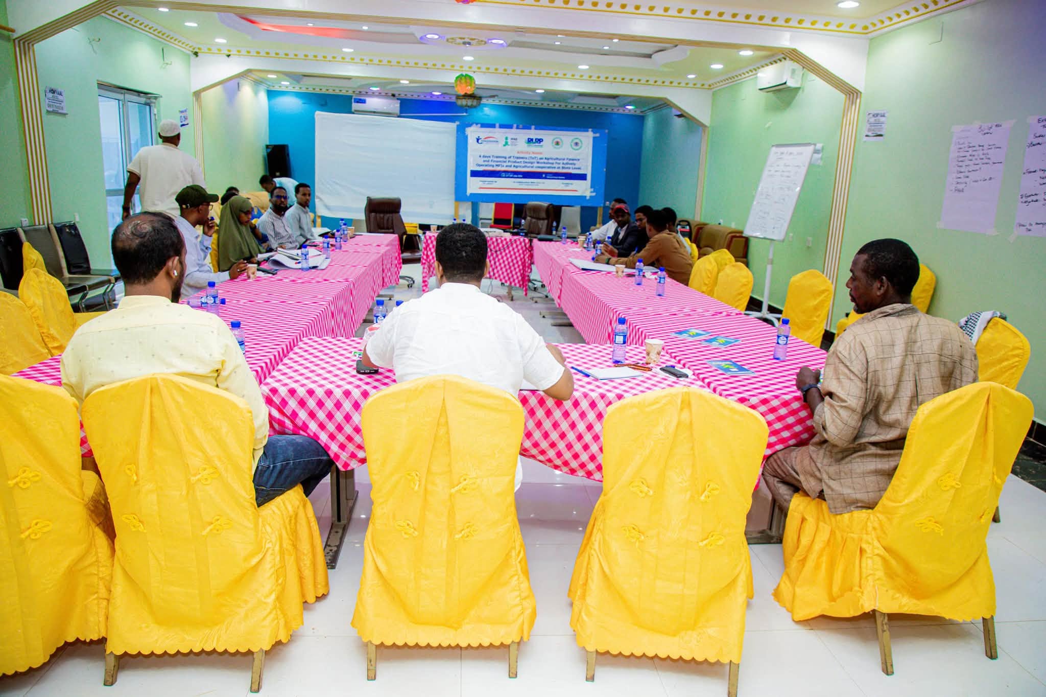 Midnimo Microfinance oo ka qaybgalay tababarka maalgelinta beeraha iyo naqshadeynta adeegyada maaliyadeed